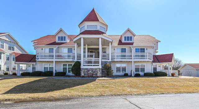 Photo of 2237 Landings Ln #2237, Delavan, WI 53115