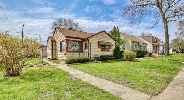 Photo of 2833 E Van Norman Ave, Saint Francis, WI 53235