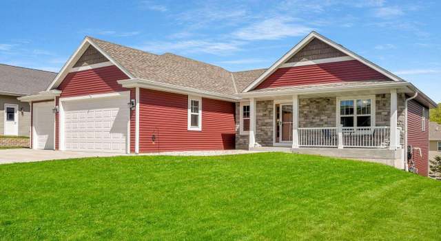 Photo of 262 Owls Ln, Kewaskum, WI 53040