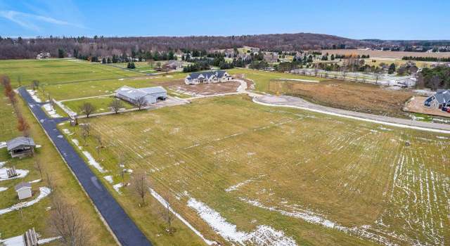 Photo of W302N7510 Canter Ct Lot 2, Hartland, WI 53029