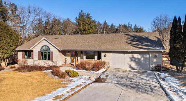 Photo of N2753 Windridge Dr, Waldo, WI 53093