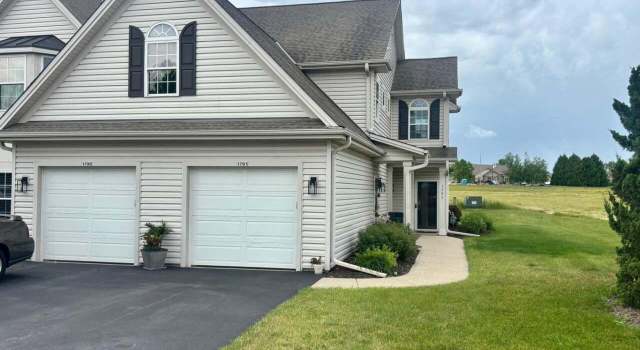 Photo of 1795 Woodland Way, Slinger, WI 53086