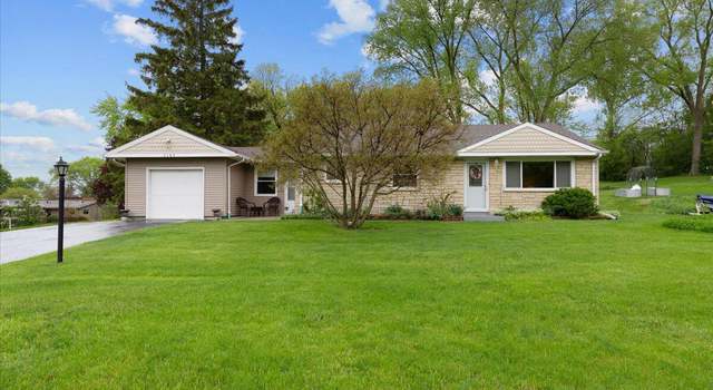 Photo of 1185 Tower Hill Dr, Brookfield, WI 53045