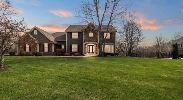 Photo of 4048 Hawks Ridge Dr, Hubertus, WI 53033