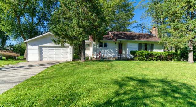 Photo of 1224 E Oakwood Rd, Oak Creek, WI 53154