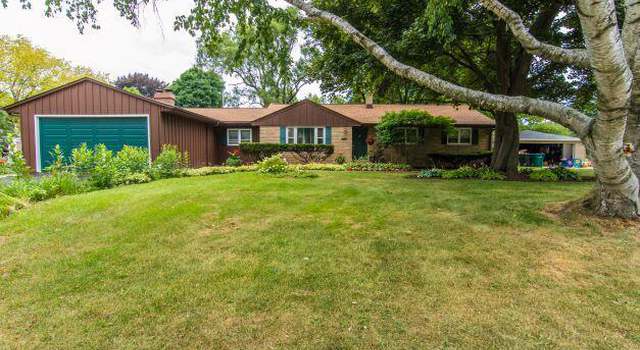 Photo of 1932 W Brantwood Ave, Glendale, WI 53209
