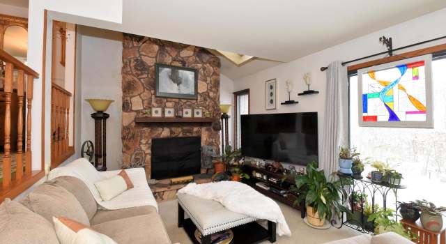 Photo of 2904 Old Mill Dr, Racine, WI 53405