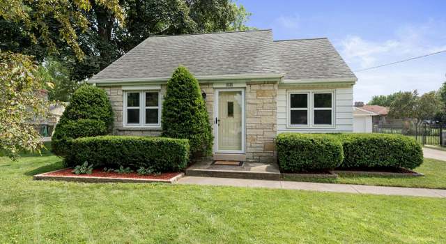 Photo of 1525 E Morgan Ave, Milwaukee, WI 53207