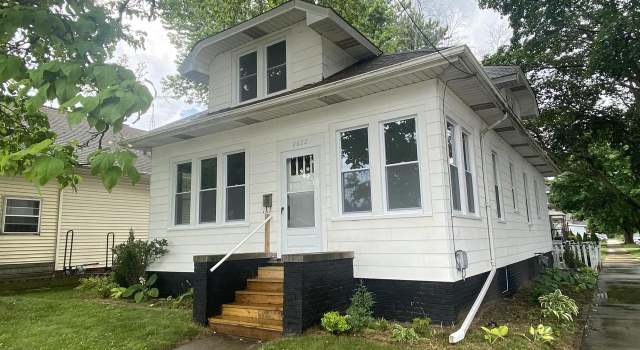 Photo of 2622 Douglas Ave, Racine, WI 53402