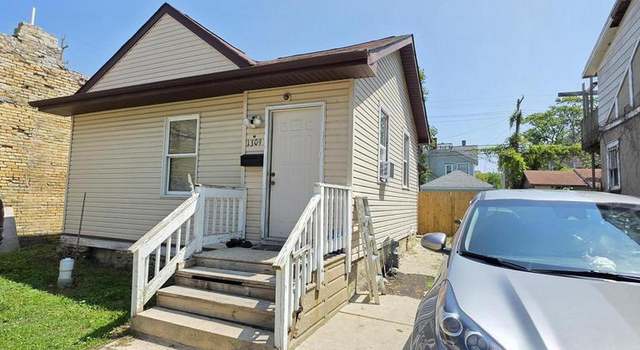 Photo of 1309 Villa St, Racine, WI 53403