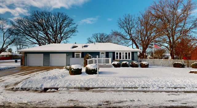 Photo of 1018 Adrian Blvd, Fort Atkinson, WI 53538