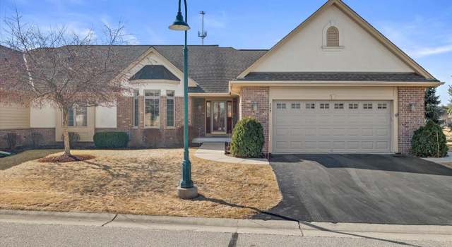 Photo of 209 Eagles Cove Cir, North Prairie, WI 53153