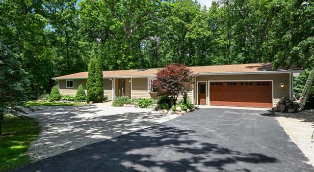 Photo of W5748 Lost Nation Rd, Elkhorn, WI 53121