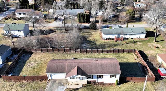 Photo of N2475 Howard Dr, Burlington, WI 53105
