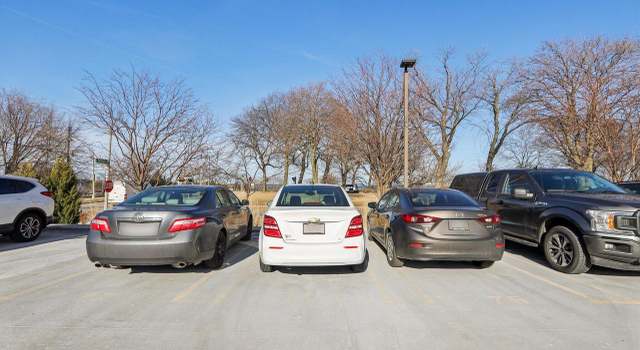 Photo of 2525 S Shore Dr Unit 5B, Milwaukee, WI 53207