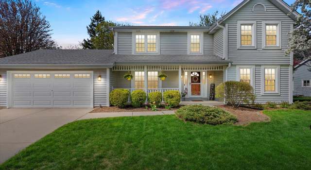 Photo of 2928 Willard Ln, Waukesha, WI 53188