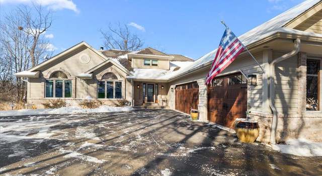 Photo of N71W30930 Club Circle East Cir, Hartland, WI 53029