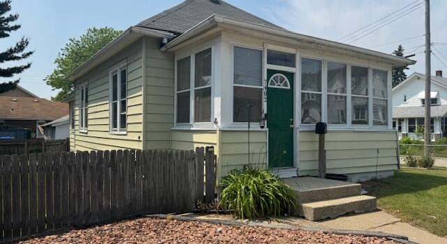Photo of 7402 8th Ave, Kenosha, WI 53143