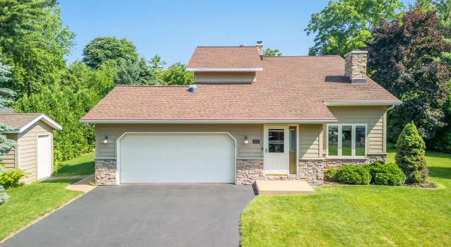 Photo of 1410 Webster Ln, Cleveland, WI 53015