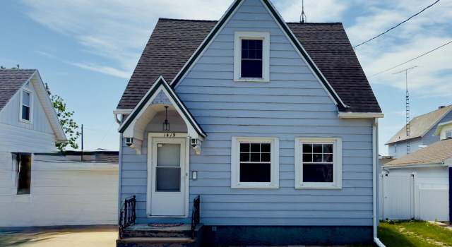 Photo of 1419 23rd St, Two Rivers, WI 54241