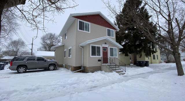 Photo of 1110 10th St S, La Crosse, WI 54601