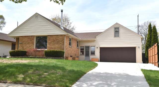 Photo of 2559 S 82nd St, West Allis, WI 53219