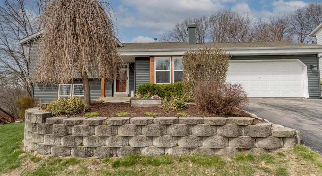 Photo of 918 S Grandview Blvd, Waukesha, WI 53188