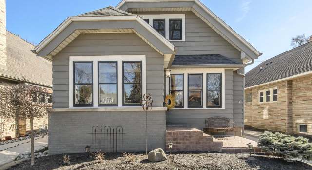 Photo of 4058 N Larkin St, Shorewood, WI 53211