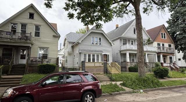Photo of 2847 N Booth St Unit 2847A , 2847B, Milwaukee, WI 53212