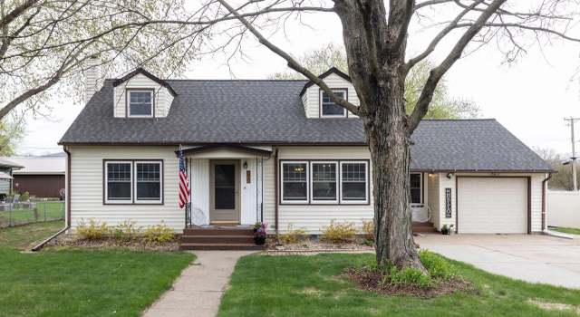 Photo of 303 Bryan St, Holmen, WI 54636