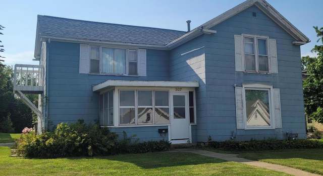 Photo of 307 S Main St, Lake Mills, WI 53551