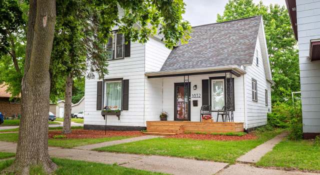 Photo of 1832 Wood St, La Crosse, WI 54603