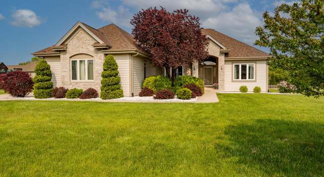 Photo of 10160 S Settlers Way, Oak Creek, WI 53154