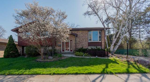 Photo of 6822 Pershing Blvd, Kenosha, WI 53142