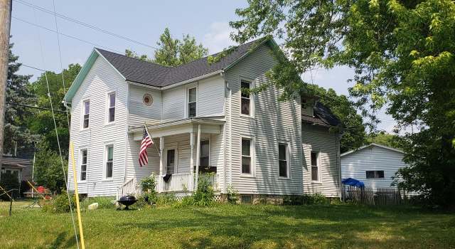 Photo of 529 Delafield St, Waukesha, WI 53188