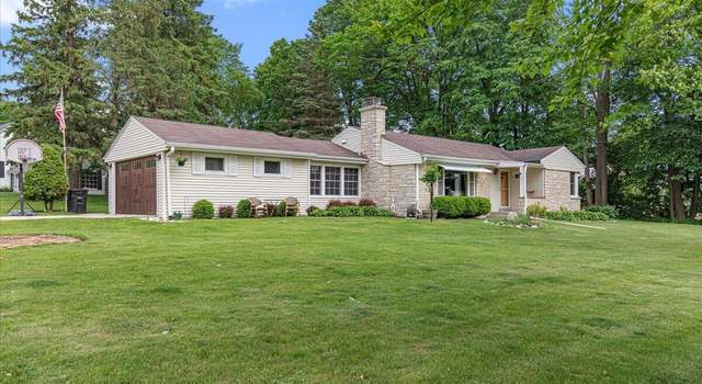Photo of W204N6612 Lannon Rd, Menomonee Falls, WI 53051