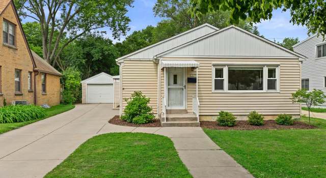 Photo of 181 N 92nd St, Milwaukee, WI 53226