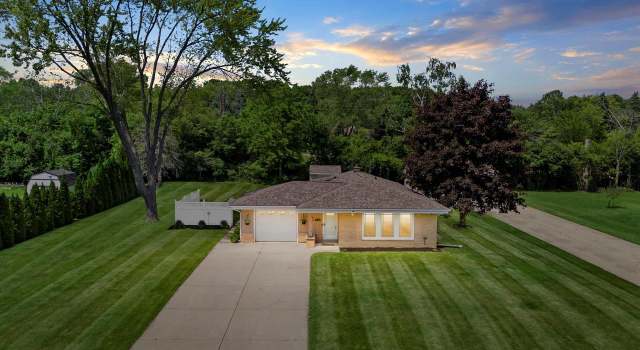Photo of 2210 W Woodward Dr, Oak Creek, WI 53154