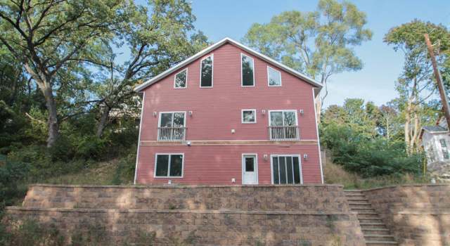 Photo of W5568 Meadowlark Dr, Elkhorn, WI 53121