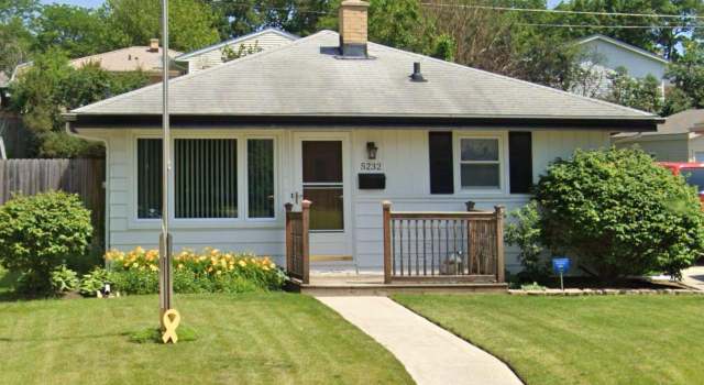 Photo of 5232 Marboro Dr, Racine, WI 53406