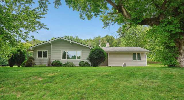 Photo of W279N5143 N Willow Creek Dr, Pewaukee, WI 53072