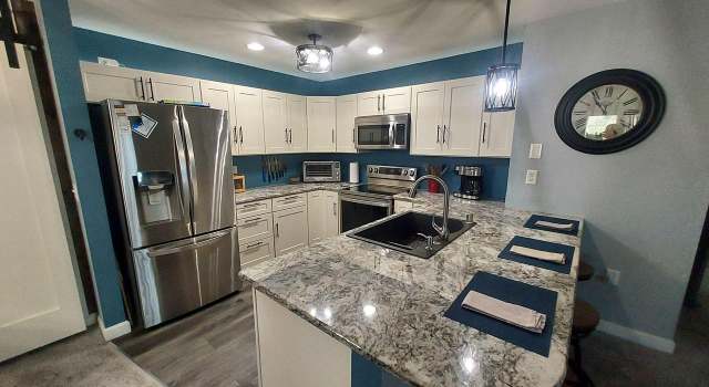 Photo of 2672 Hidden Dr, St Francis, WI 53235