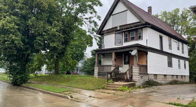 Photo of 3718 W Garfield Ave #3720, Milwaukee, WI 53208