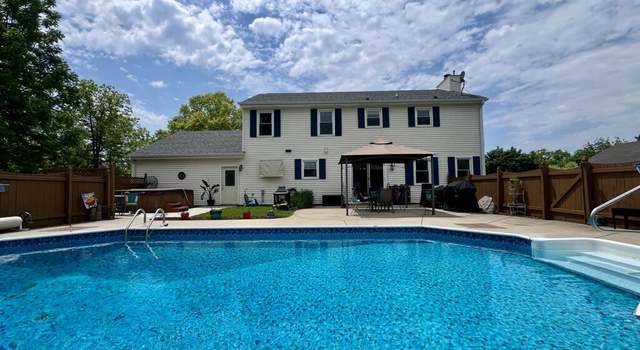 Photo of 7115 Joy Marie Ln, Waterford, WI 53185