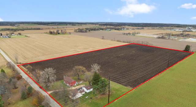 Photo of N1318 Brick School Rd, Walworth, WI 53184