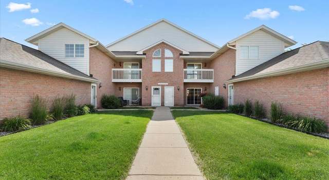 Photo of W241N2581 E Parkway Meadow Cir #2, Pewaukee, WI 53072