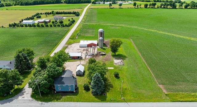 Photo of 5306 Hillcrest Dr, Allenton, WI 53002