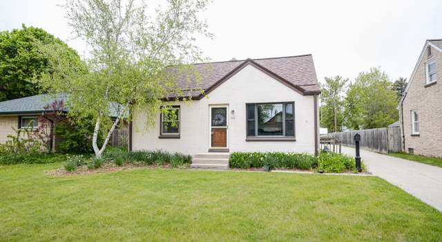 Photo of 428 W Allerton Ave, Milwaukee, WI 53207
