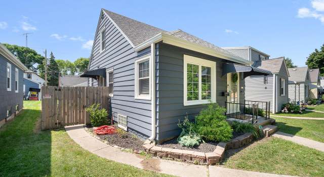 Photo of 2427 S 61st St, West Allis, WI 53219