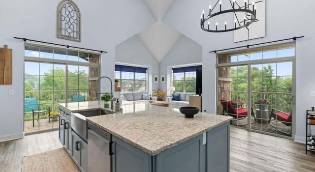 Photo of 14900 W Wilbur Dr #1207, New Berlin, WI 53151